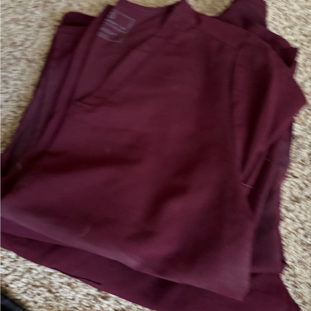 FIGS Maroon Scrub Set